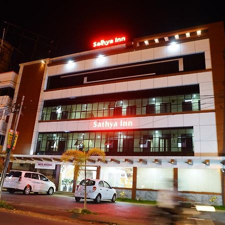 Sathya Inn กูรูวาเยอร์ ภายนอก รูปภาพ