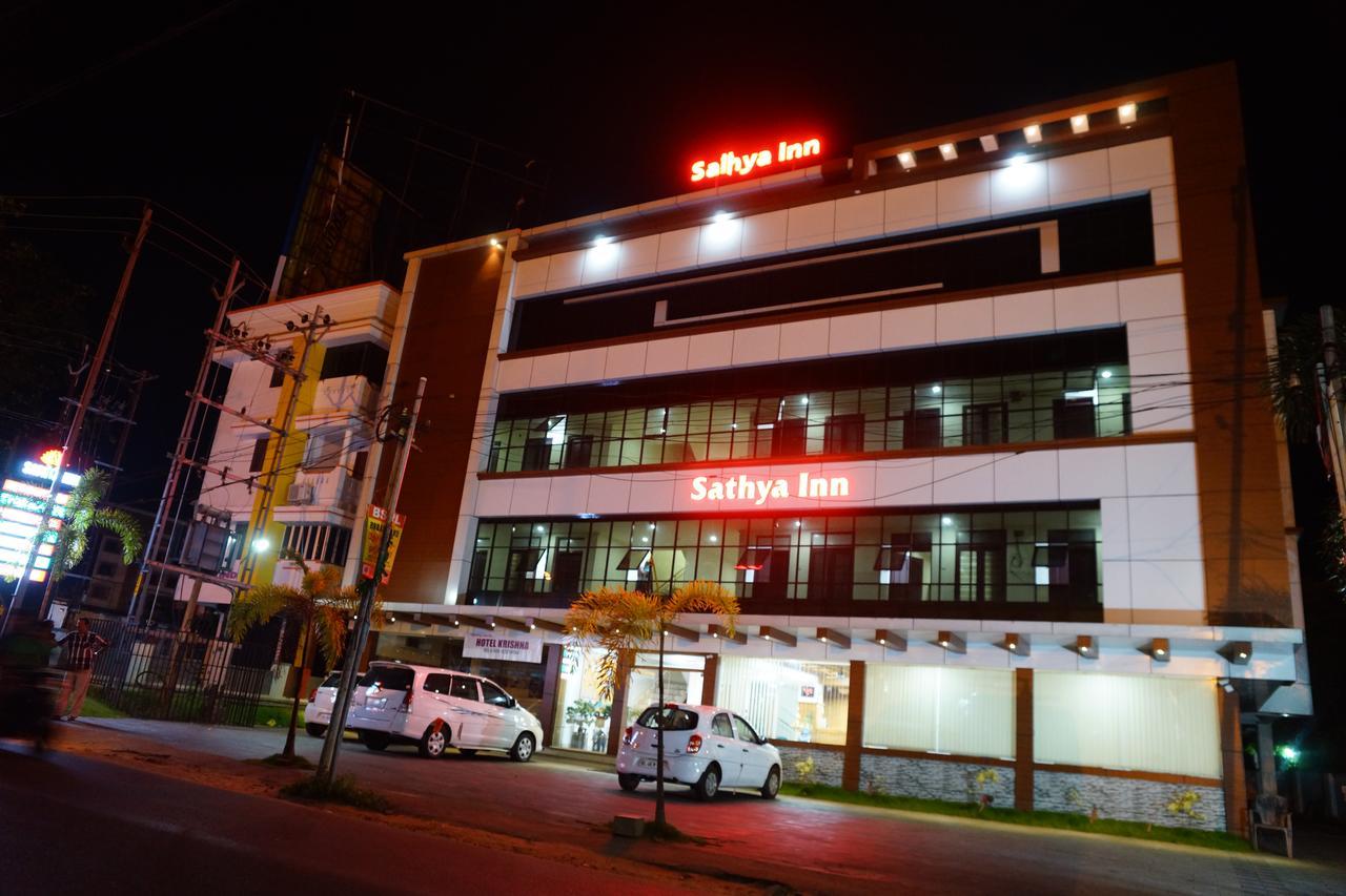 Sathya Inn กูรูวาเยอร์ ภายนอก รูปภาพ